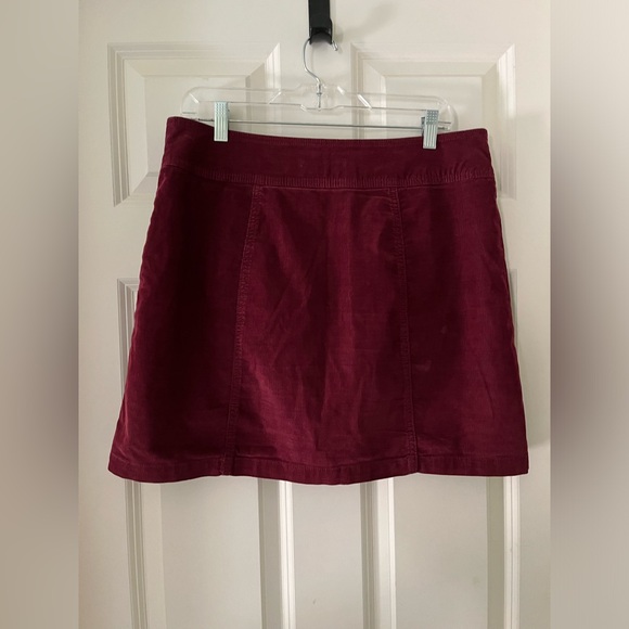 Women’s Free People maroon corduroy button front with pockets, skirt 12 Fall - Picture 5 of 6